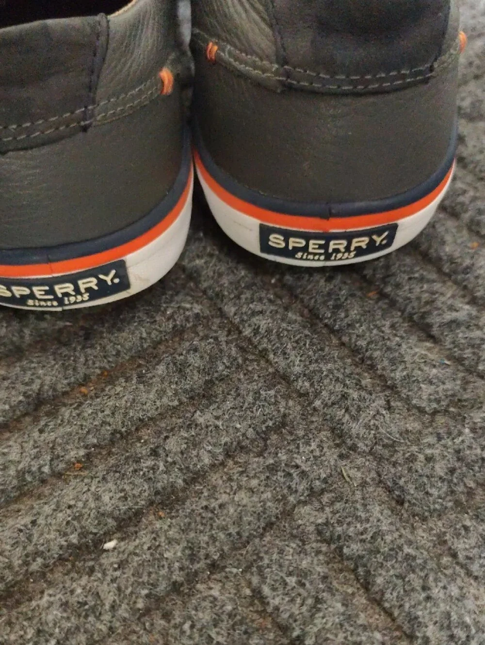 Sperry casual leather